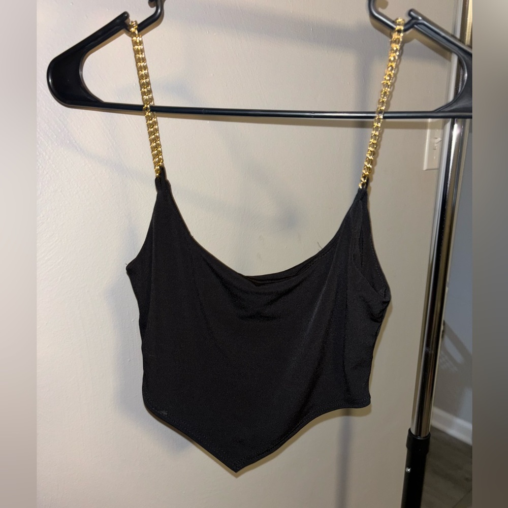 Wearever S Chain Strap Top Black